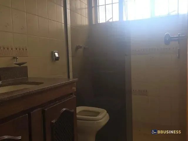 Casa 3 quartos e 2 banheiros, à venda ou para alugar, no bairro Vila Valparaíso em Santo André