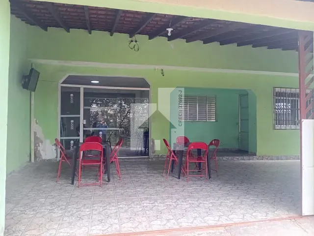 Casa com 264m² 3 quartos e 1 banheiro, à venda, no bairro Jardim Vitória em Campo Limpo Paulista