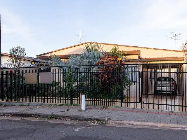 Casa com 275m² 3 quartos e 3 banheiros, à venda, no bairro Vila Recreio em Londrina