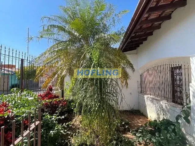 Casa com 400m² 3 quartos e 3 banheiros, para alugar, no bairro Jardim América em Rio Claro