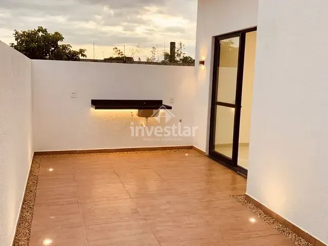 Casa 3 quartos e 2 banheiros, à venda, no bairro Serrotão em Campina Grande