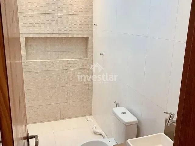 Casa 3 quartos e 2 banheiros, à venda, no bairro Serrotão em Campina Grande