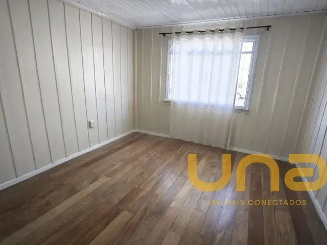 Casa 3 quartos e 1 banheiro, para alugar, no bairro CAPAO RASO em Curitiba