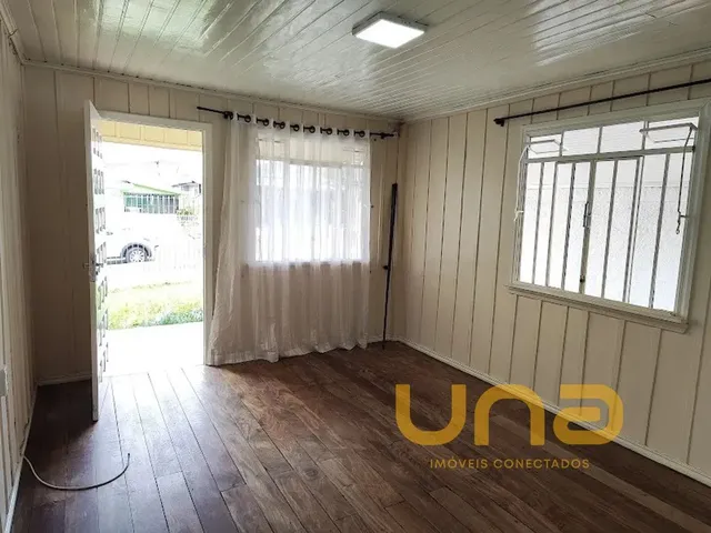 Casa 3 quartos e 1 banheiro, para alugar, no bairro CAPAO RASO em Curitiba