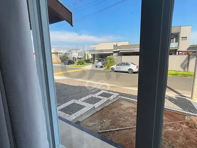 Casa 2 quartos e 3 banheiros, à venda ou para alugar, no bairro Vila Jorge Zambon em Jaguariúna