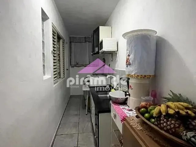 Casa com 145m² 4 quartos e 4 banheiros, à venda, no bairro Parque Santo Antônio em Jacareí