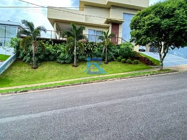 Casa com 511m² 3 quartos e 4 banheiros, à venda ou para alugar, no bairro Condominio Residencial Villa Ravenna em Itatiba