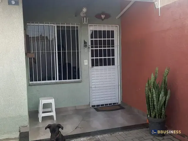 Casa com 140m² 2 quartos e 3 banheiros, à venda, no bairro Parque Aurora em Campos dos Goytacazes