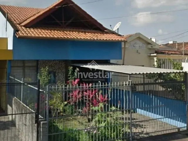 Casa com 192m² 3 quartos e 2 banheiros, à venda, no bairro Centro em Campina Grande