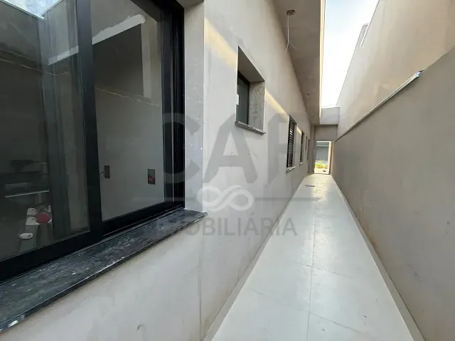 Casa 3 quartos e 4 banheiros, para alugar, no bairro Vargeão em Jaguariúna