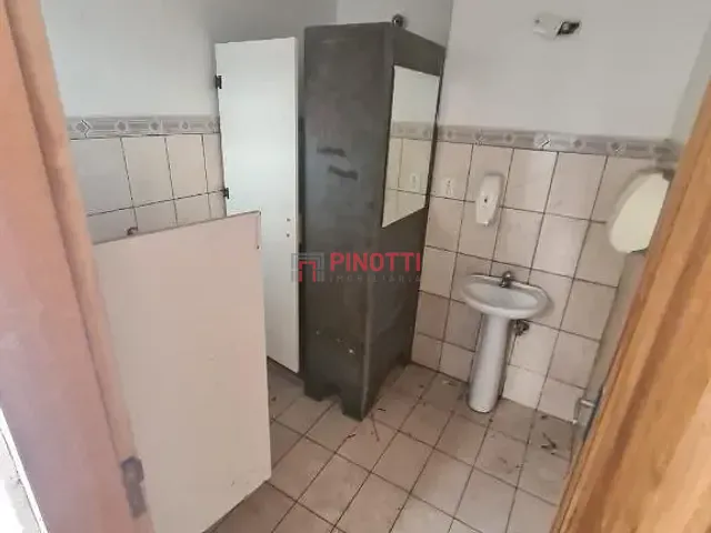 Casa à venda ou para alugar, no bairro Jardim Hollywood em São Bernardo do Campo