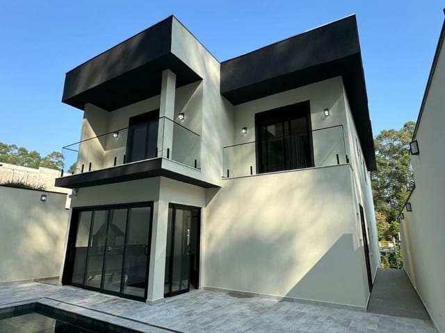 Casa com 500m², à venda, no bairro Jardim Rosemary em Itapevi