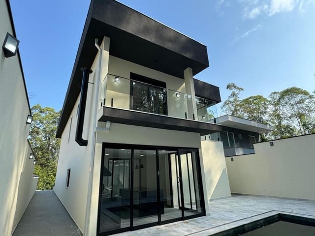 Casa com 500m², à venda, no bairro Jardim Rosemary em Itapevi