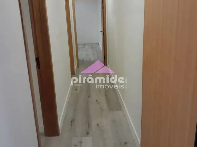 Casa com 300m² 3 quartos e 3 banheiros, à venda, no bairro Condomínio Terras do Vale em Caçapava