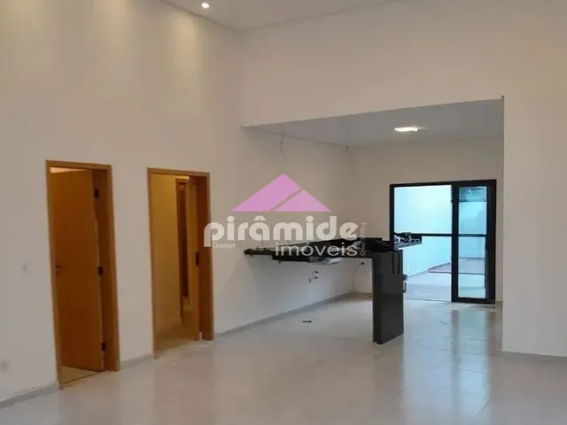 Casa com 300m² 3 quartos e 3 banheiros, à venda, no bairro Condomínio Terras do Vale em Caçapava