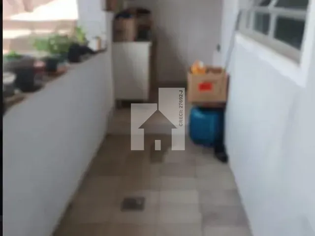 Casa com 250m² 1 quarto e 2 banheiros, à venda, no bairro Vila Marlene em Jundiaí