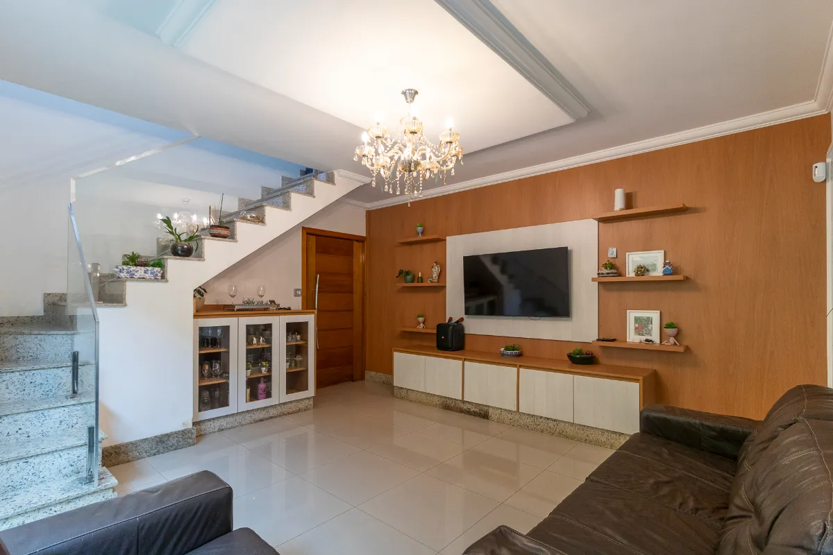 Casa para venda em Interlagos com 3 quartos, sendo 3 suítes, 125m²