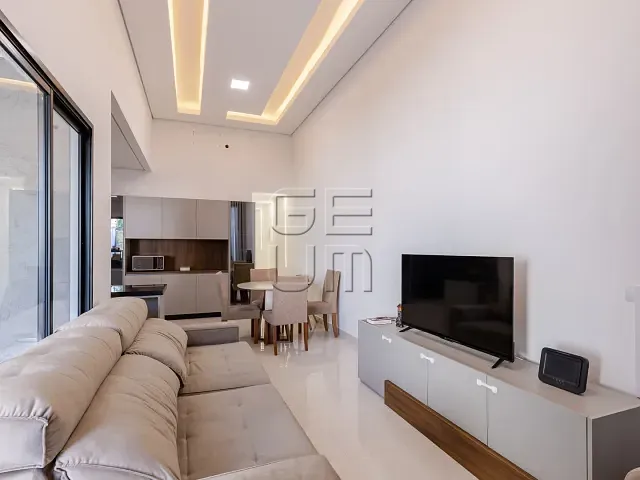 Casa com 180m² 3 quartos e 2 banheiros, à venda, no bairro Califórnia em Londrina