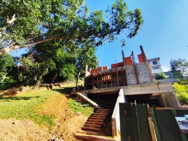 Casa com 39743m² 4 quartos e 4 banheiros, à venda, no bairro Sítio do Morro em Santana de Parnaíba