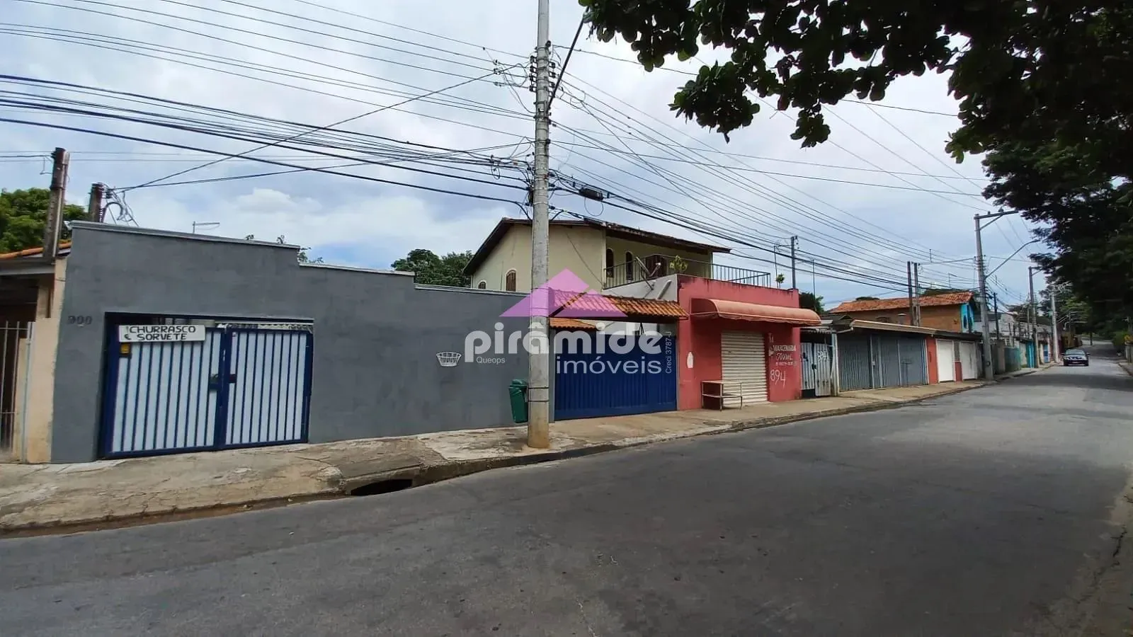 Casa, 3 quartos, 240 m² - Foto 2