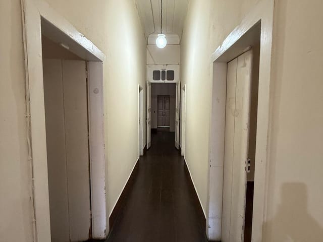 Casa com 350m² 4 quartos e 2 banheiros, para alugar, no bairro Alto da Serra em Petrópolis