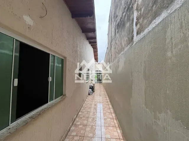 Casa com 150m² 2 quartos e 2 banheiros, à venda, no bairro Jardim Jaqueira em Caraguatatuba