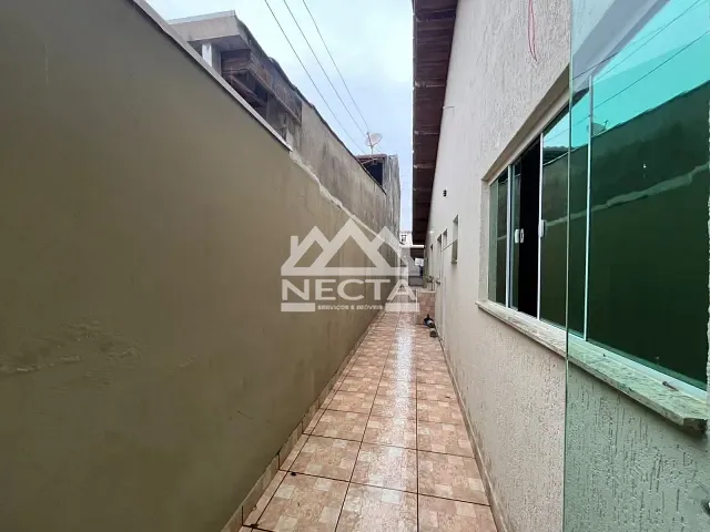 Casa com 150m² 2 quartos e 2 banheiros, à venda, no bairro Jardim Jaqueira em Caraguatatuba