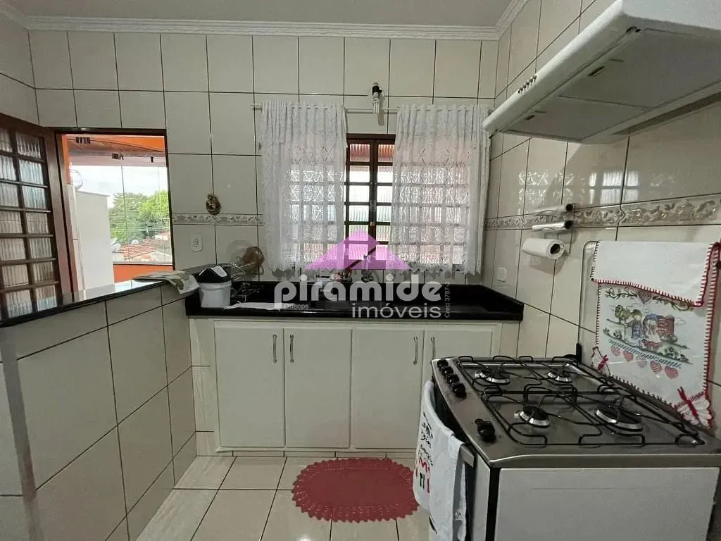 Casa, 3 quartos, 300 m² - Foto 15