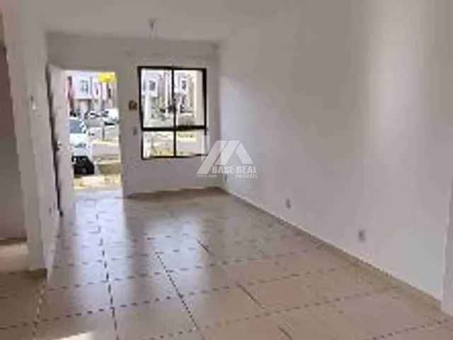 Casa 3 quartos e 1 banheiro, à venda, no bairro Jardim Carvalho em Ponta Grossa