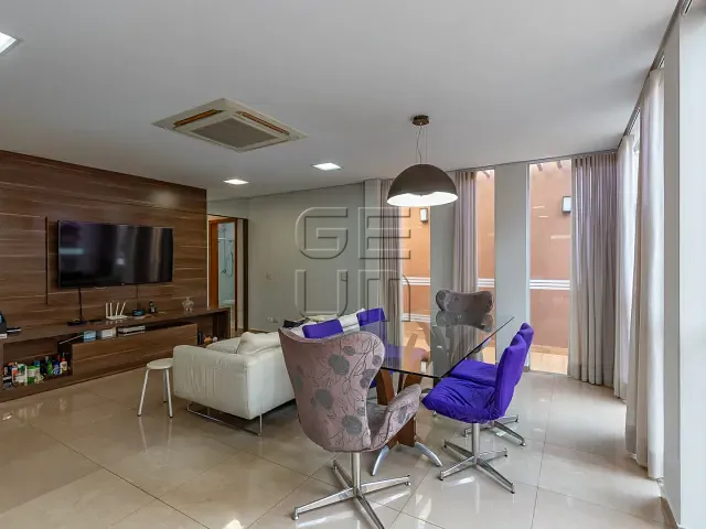 Casa com 360m² 4 quartos e 4 banheiros, à venda, no bairro Esperança em Londrina