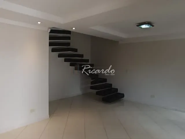Casa com 180m² 3 quartos e 2 banheiros, à venda, no bairro Jardim Vale das Perobas II em Arapongas