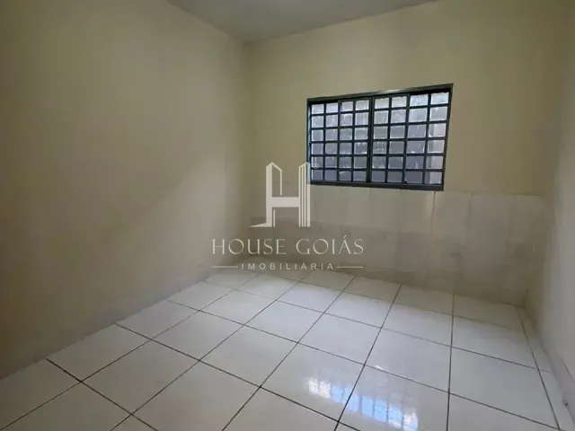 Casa com 300m² 3 quartos e 3 banheiros, à venda, no bairro Setor Estrela Dalva em Goiânia