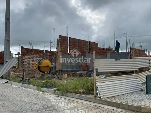 Casa 3 quartos e 1 banheiro, à venda, no bairro Serrotão em Campina Grande