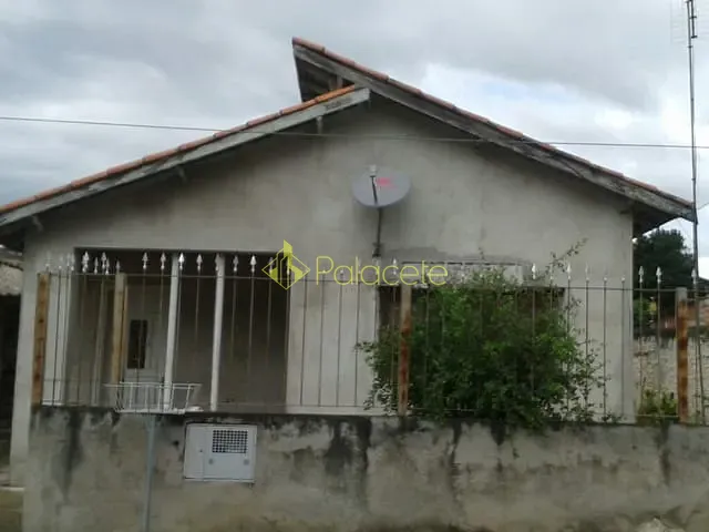 Casa com 350m² 2 quartos e 1 banheiro, à venda, no bairro Alto do Tabaú em Pindamonhangaba