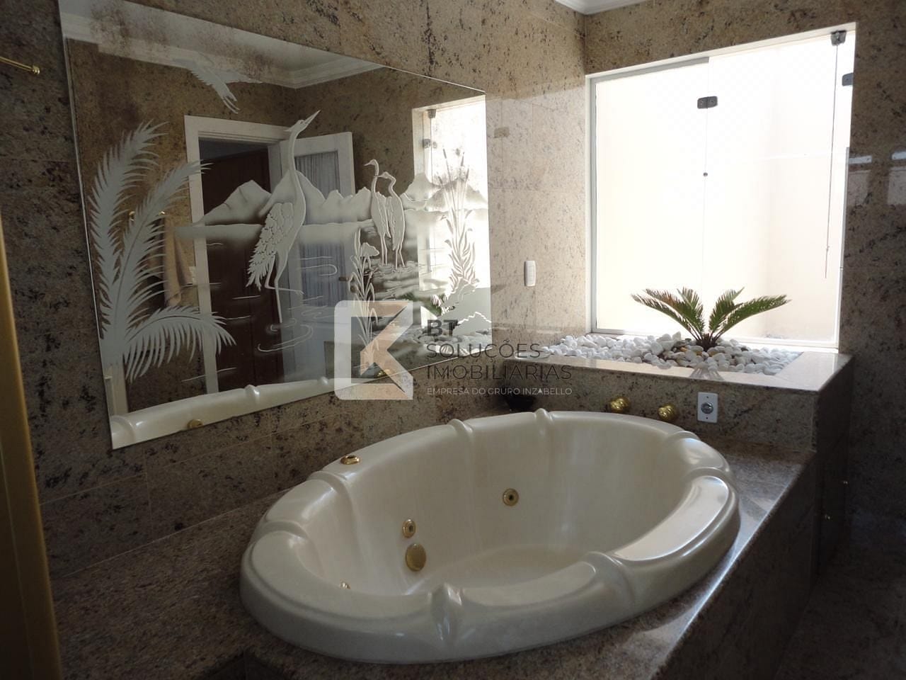 Casa, 4 quartos, 360 m² - Foto 47