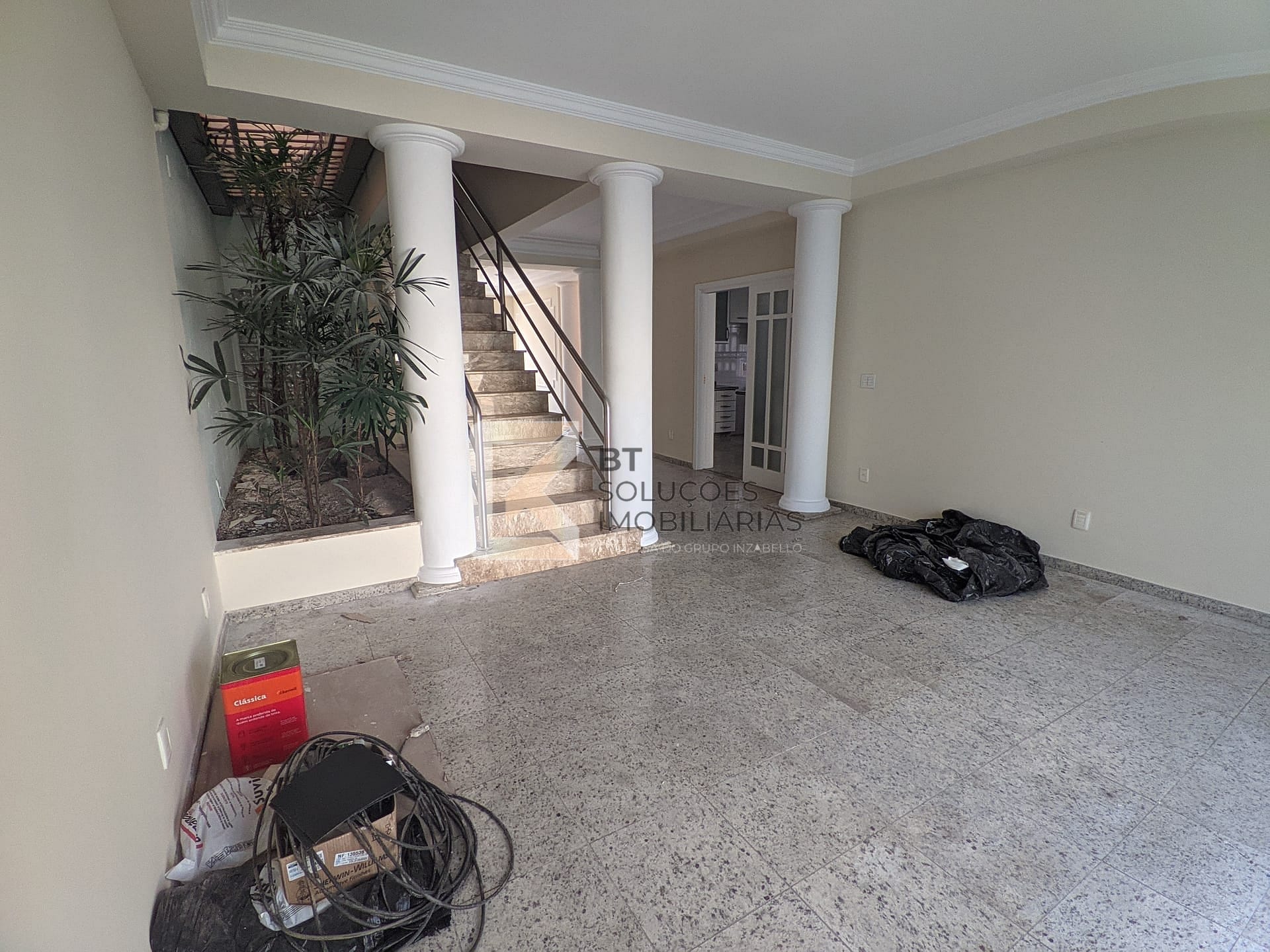 Casa, 4 quartos, 360 m² - Foto 4