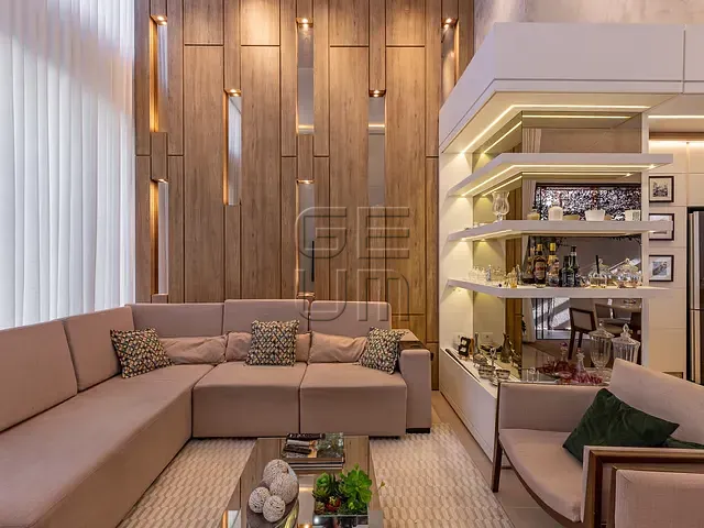 Casa com 300m² 3 quartos e 5 banheiros, à venda, no bairro Esperança em Londrina