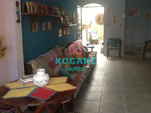 Casa com 400m² 4 quartos e 2 banheiros, à venda, no bairro Centro em Santa Branca