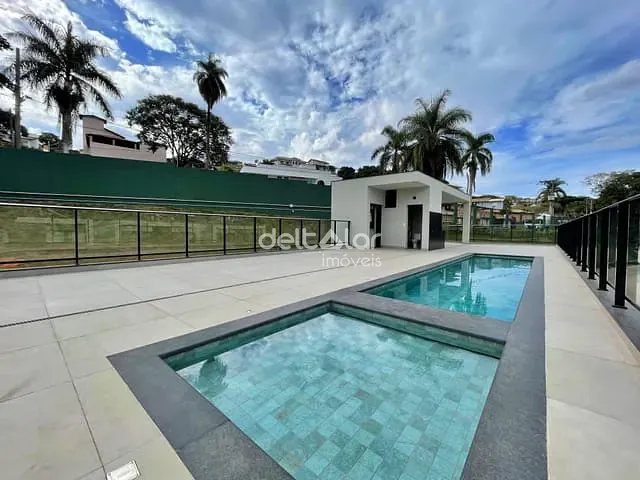 Casa com 371m² 3 quartos e 2 banheiros, à venda, no bairro Garças em Belo Horizonte