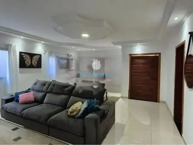 Casa com 360m² 4 quartos e 2 banheiros, à venda, no bairro Urbanova em São José dos Campos