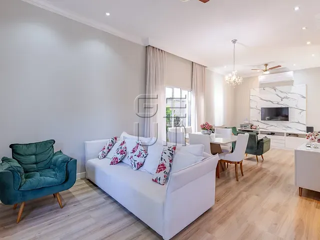 Casa com 330m² 3 quartos e 4 banheiros, à venda, no bairro Esperança em Londrina