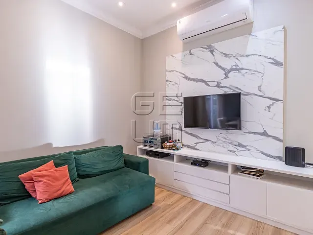 Casa com 330m² 3 quartos e 4 banheiros, à venda, no bairro Esperança em Londrina