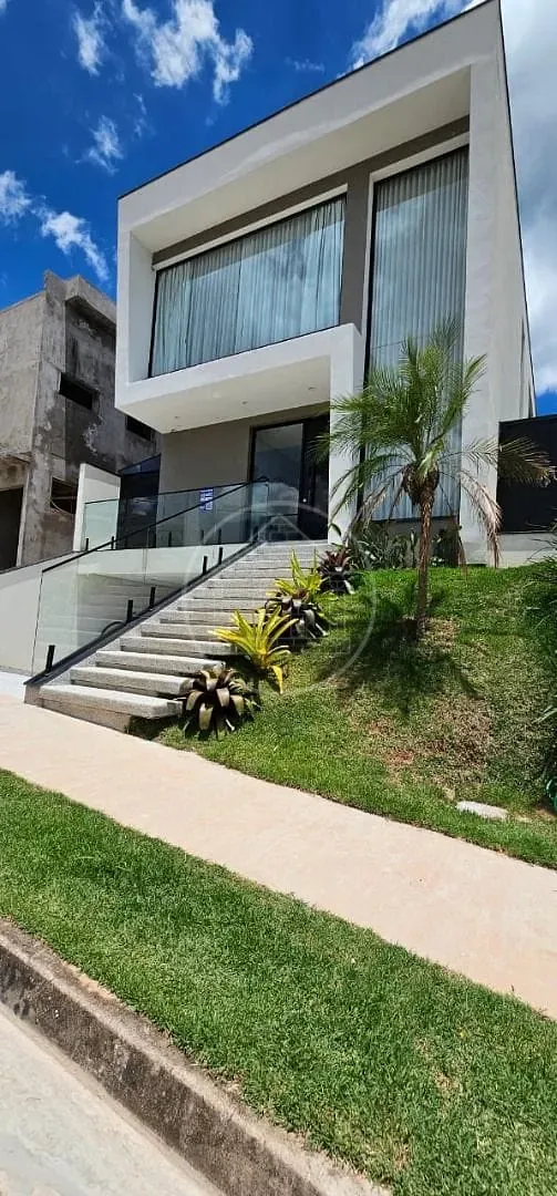 Casa, 4 quartos, 268 m² - Foto 2
