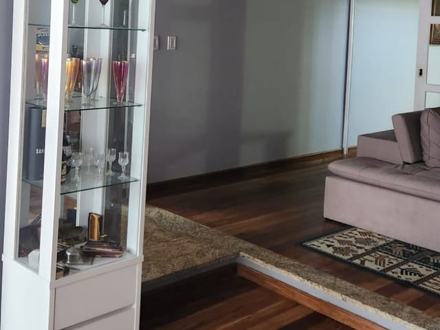 Casa 4 quartos e 6 banheiros, à venda, no bairro Três Vendas em Pelotas