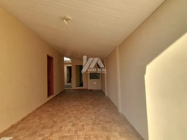 Casa com 287m² 3 quartos e 2 banheiros, à venda, no bairro Estrela em Ponta Grossa