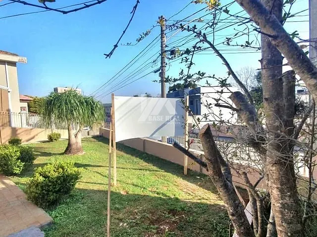 Casa com 287m² 3 quartos e 2 banheiros, à venda, no bairro Estrela em Ponta Grossa
