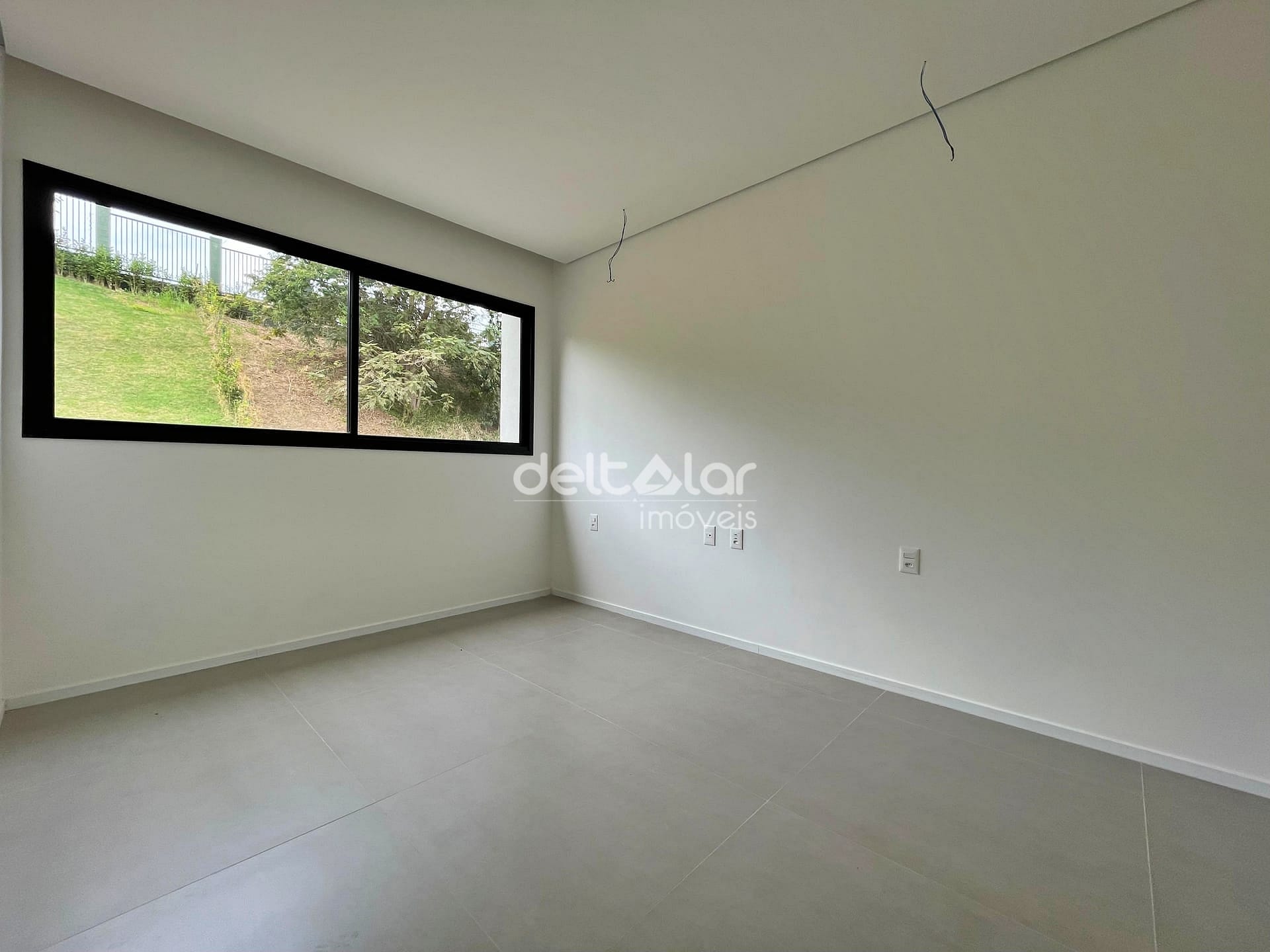 Casa à venda com 3 quartos, 209m² - Foto 8