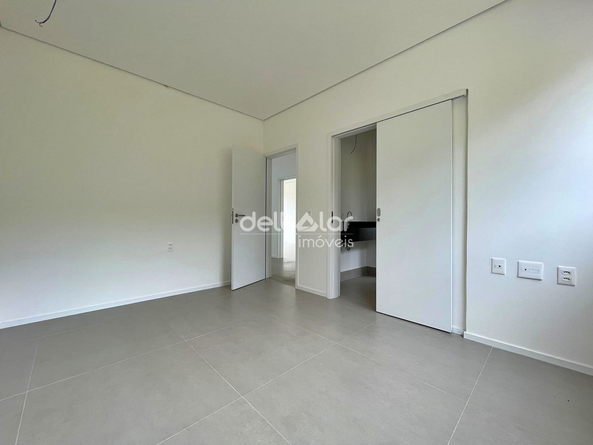 Casa à venda com 3 quartos, 209m² - Foto 13