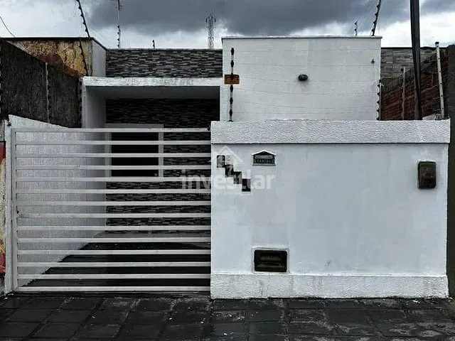 Casa com 70m² 2 quartos e 2 banheiros, à venda, no bairro Três Irmãs em Campina Grande