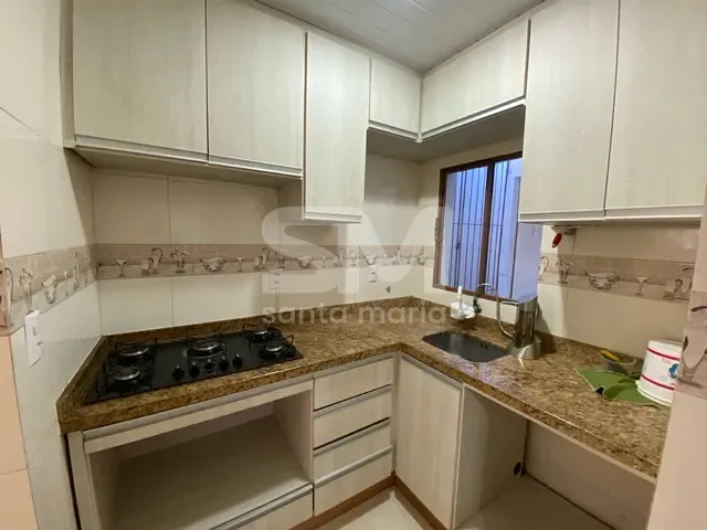 Casa 3 quartos e 2 banheiros, para alugar, no bairro Passo dos Fortes em Chapecó